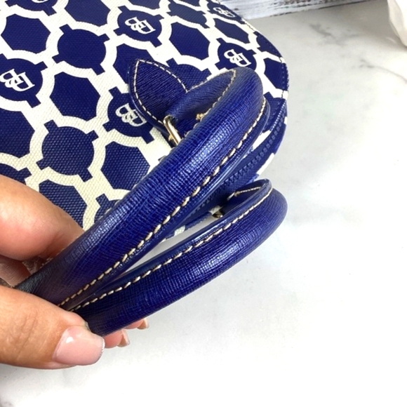 Dooney & Bourke Sanibel Blue and White coastal hand Bag beach vacation purse - Picture 7 of 16